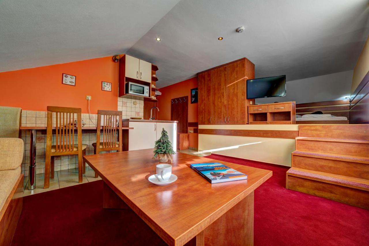 Apartmanovy Dom Slniecko Zsár Kültér fotó