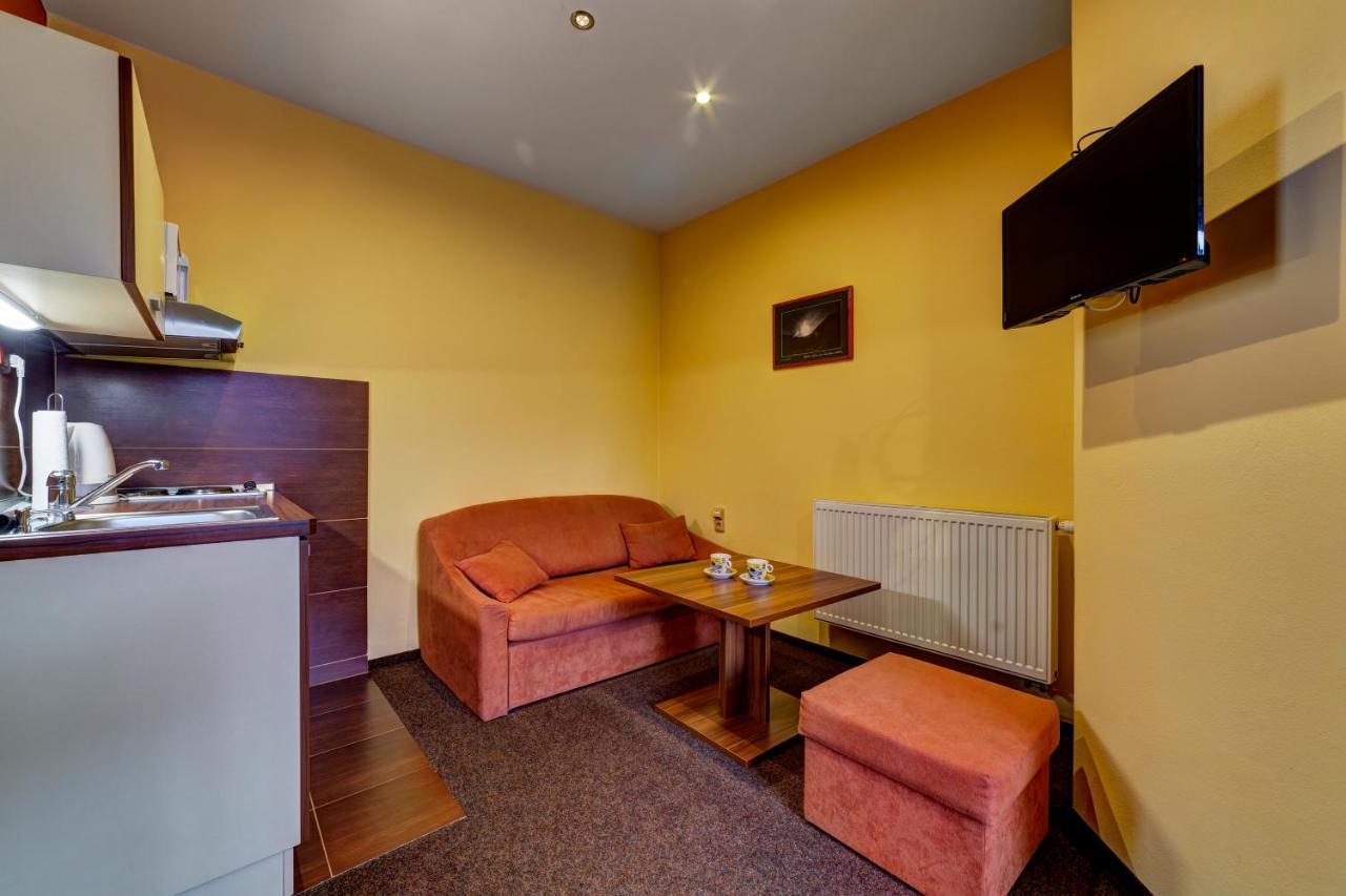 Apartmanovy Dom Slniecko Zsár Kültér fotó